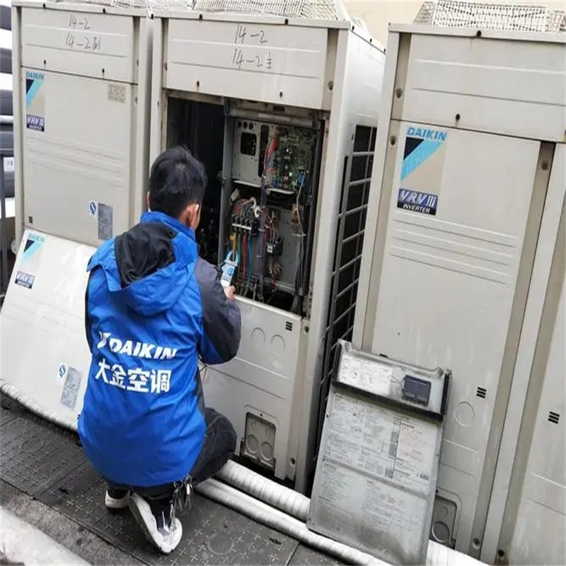 深圳罗湖水贝柜机空调跳闸故障维修